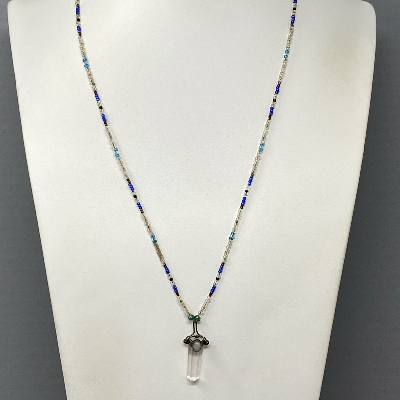 Crystal Rock Quartz Pendant Necklace Amulet Gemstone Blue Clear Seed Bead Chakra
