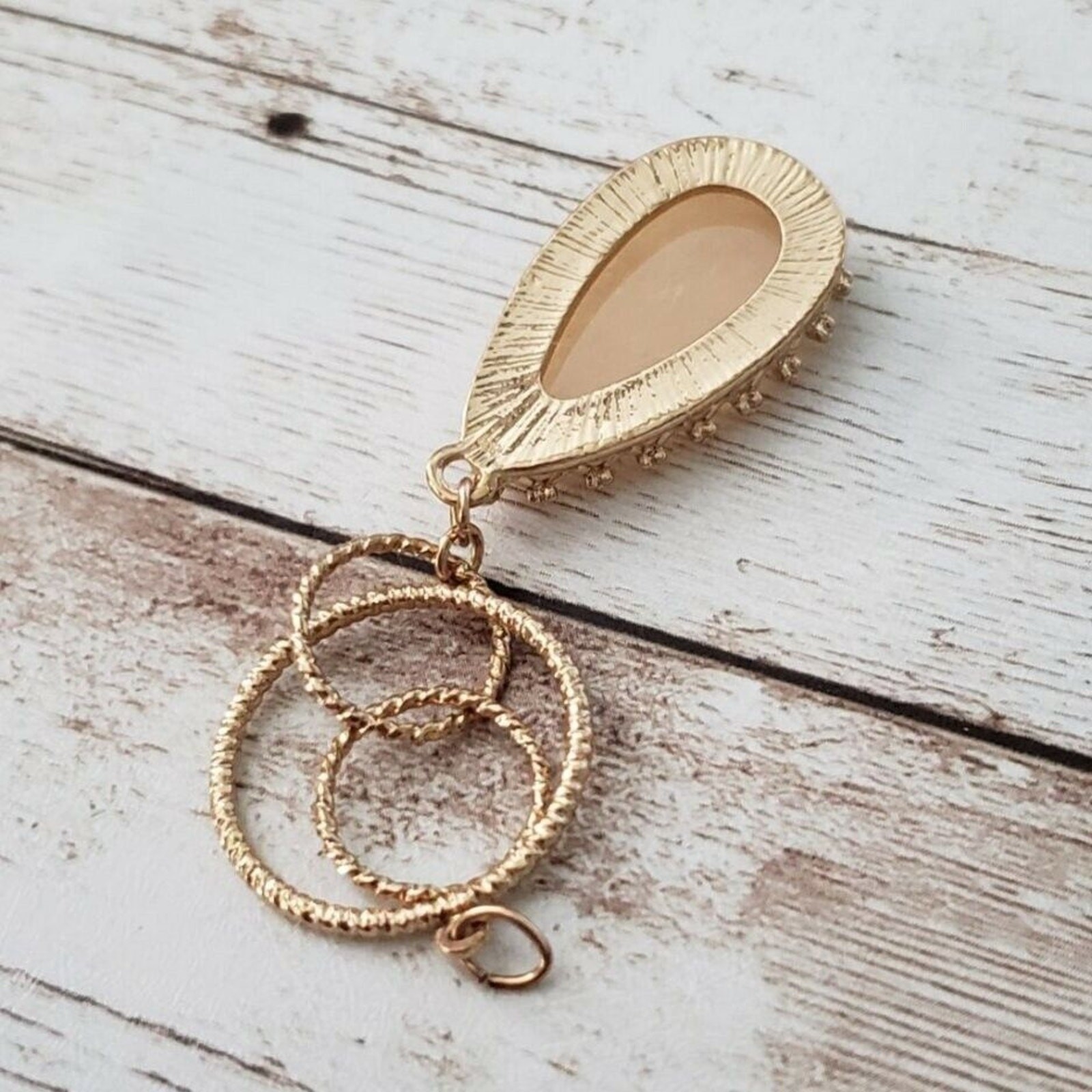 Vintage Pendant – Peach & Gold Tone Fancy Dangle – No Chain Included