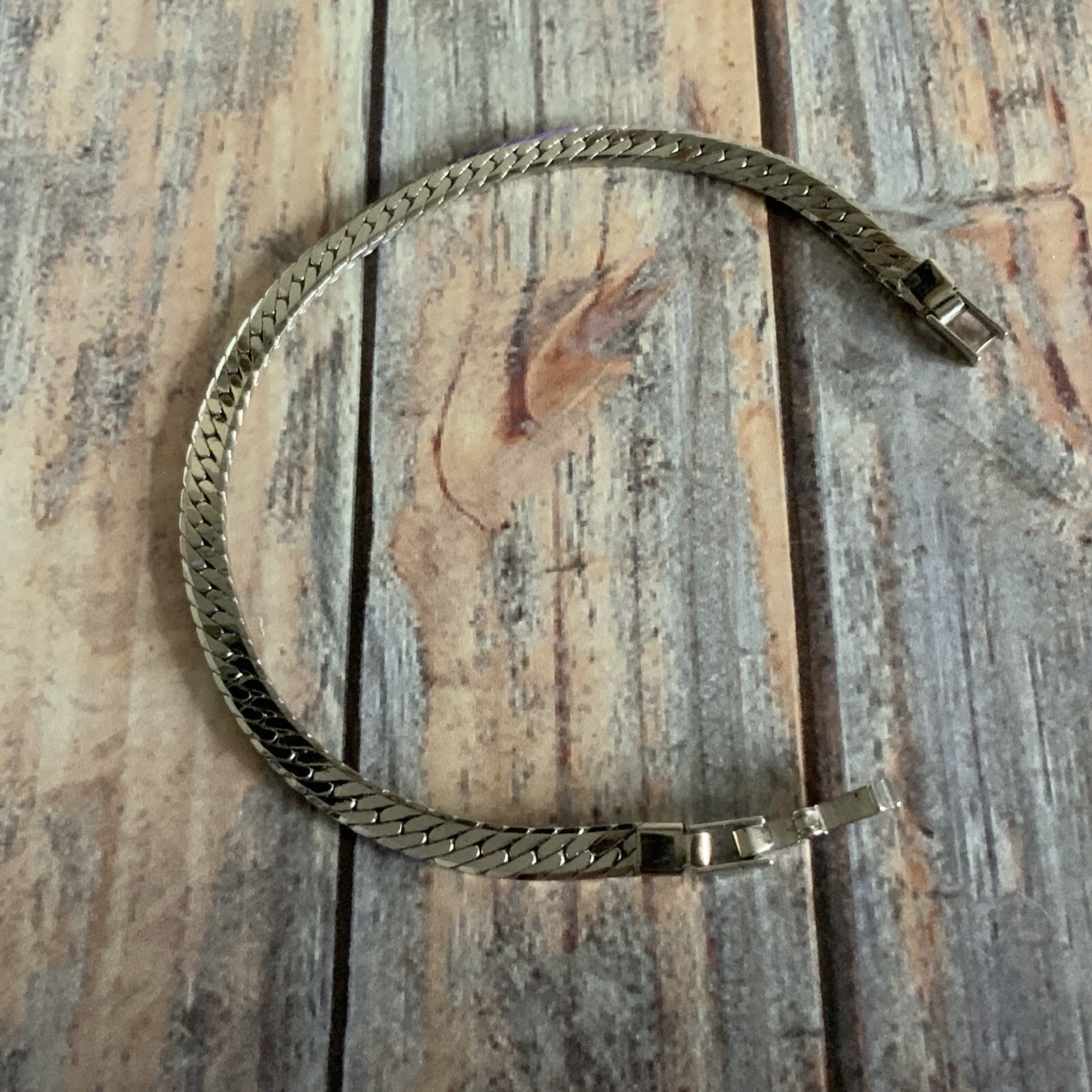 Vintage silver tone herringbone chain bracelet classic every day