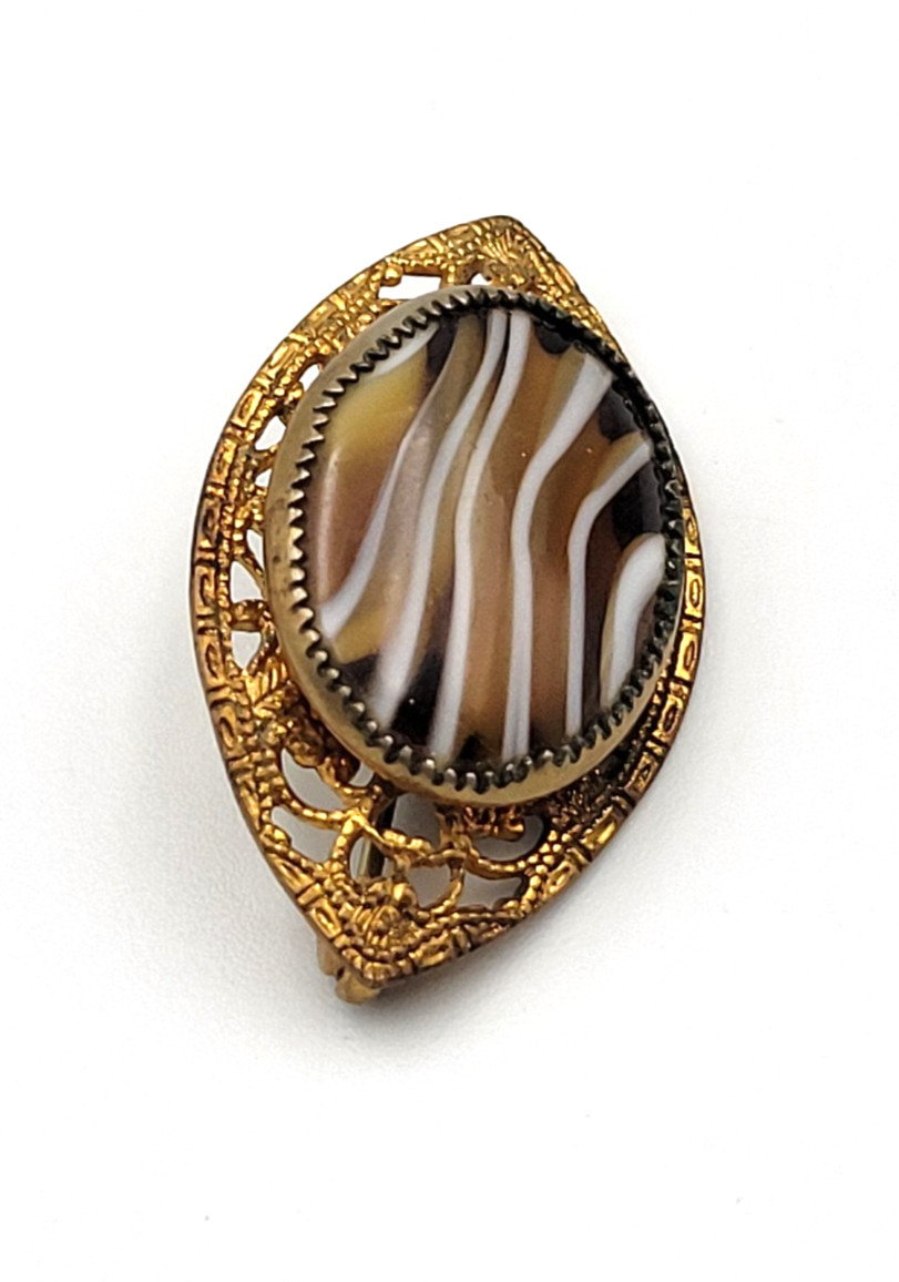 Antique Banded Agate Gold Tone Filigree Brooch C Clasp