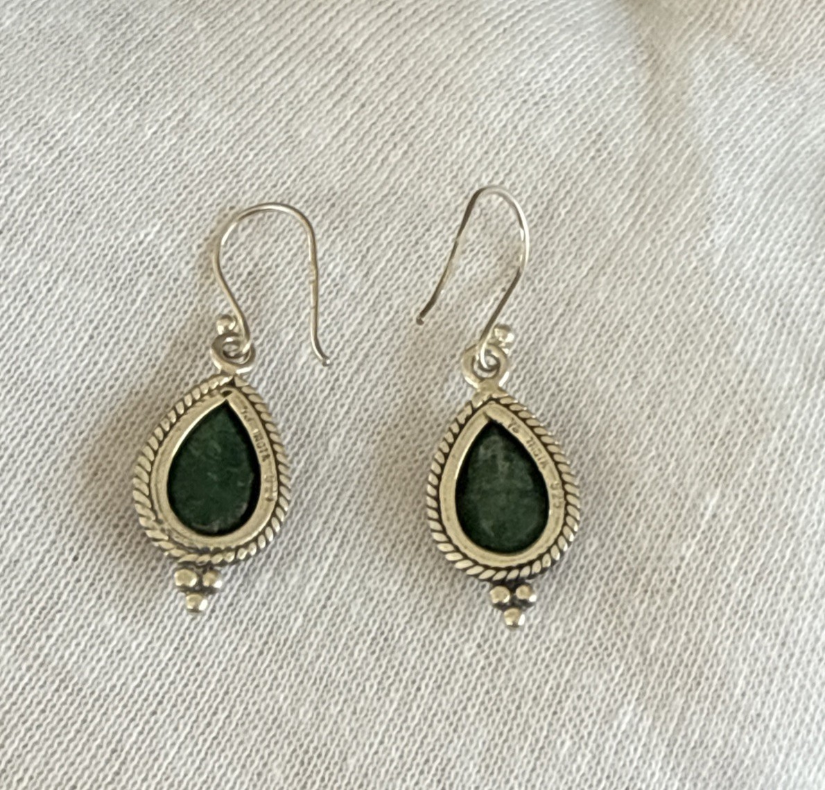 Vtg.stamped 925 Sterling Silver Green Beryl Dangle Hook Earrings