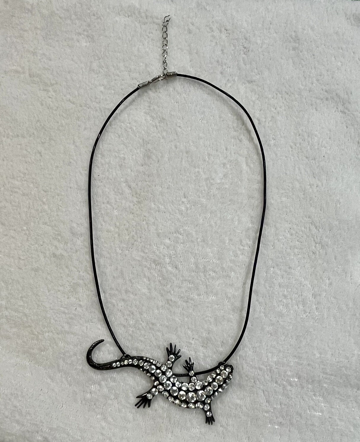 VTG Gun Metal W/Clear Rhinestones Gecko Lizard 3in Faux Leather Cord Whimsygoth