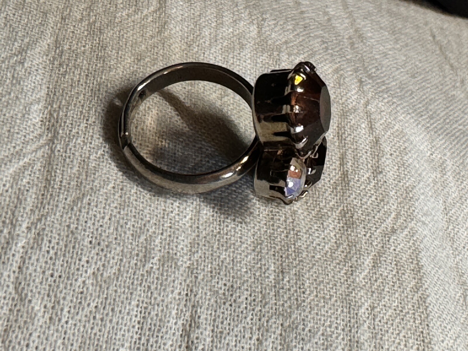 Vintage Cocktail Ring. 4 Rhinestones Topaz And Clear