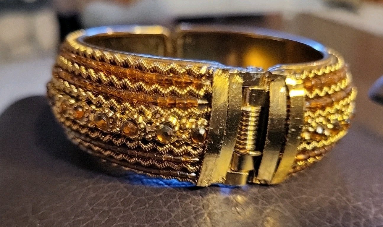 1990’s Vtge Jeweled and Beaded Cuff Bracelet with Spring Hinge In Good Condition