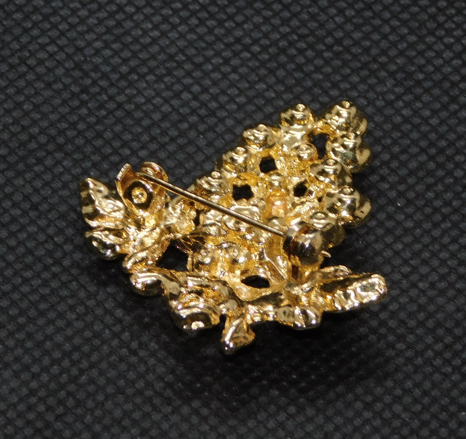 Grapes Vintage Pin Brooch Gold Tone White Rhinestone Purple Enamel Jewelry