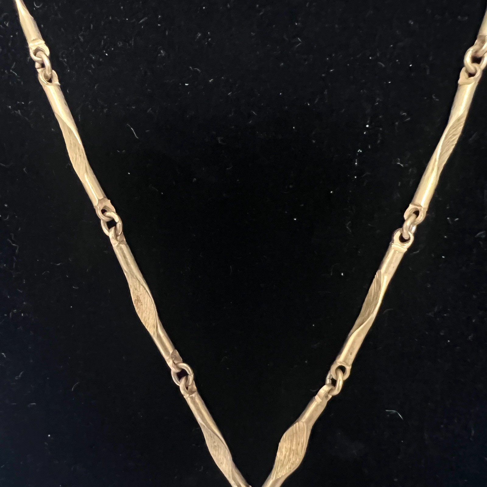 Vintage Gold Tone Cable Chain Necklace With Purple & Gold Pansy Pendant 24″