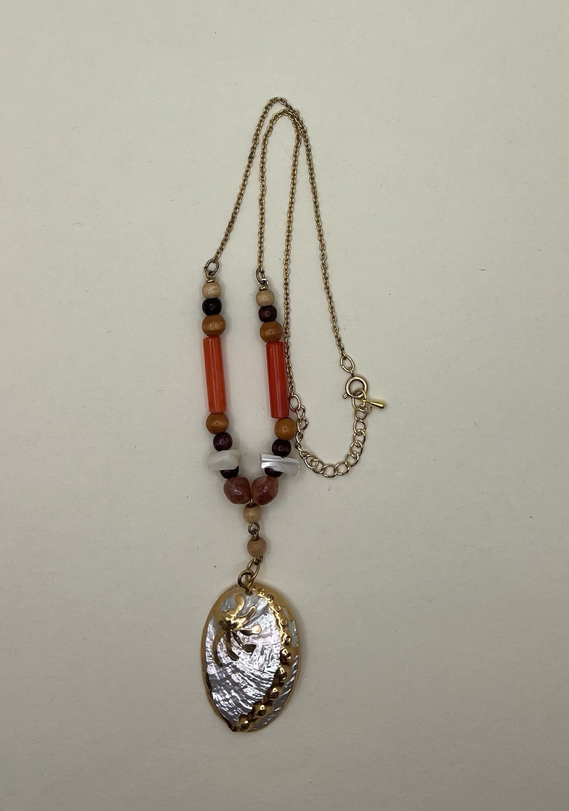Unbranded Abalone Shell Pendant w/Gold Tone Gilt Natural Beads On Goldtone Chain