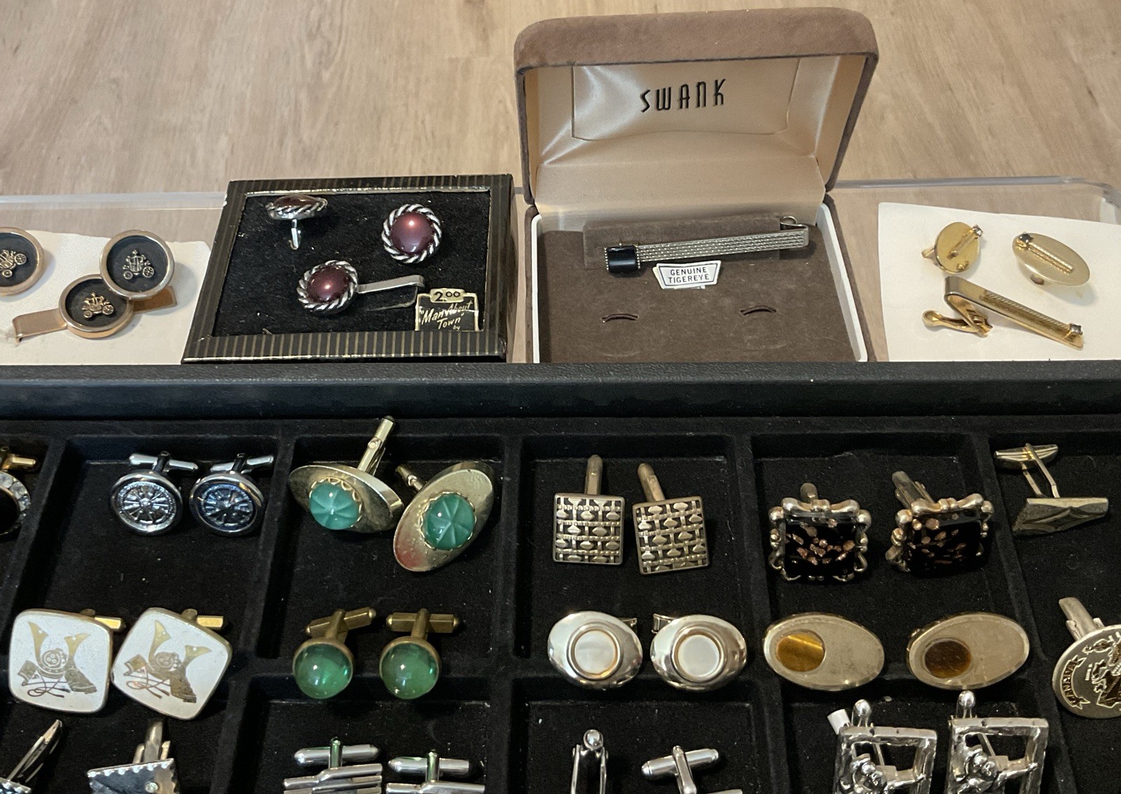 VTG 101 PC MEN’S JEWELRY LOT CUFFLINKS TIE BARS CHAINS TACS & SETS 14 SWANK! +++