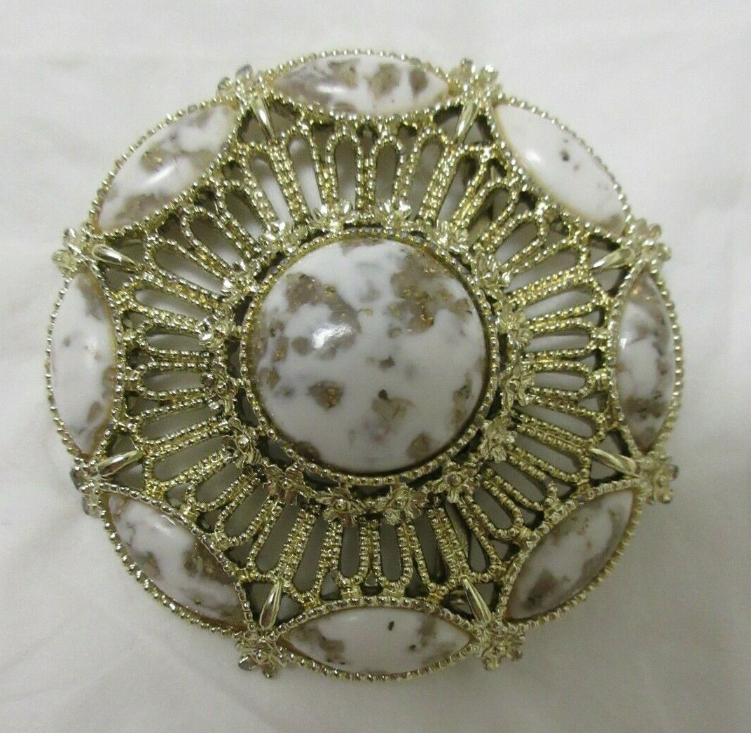Vintage Gold Tone White & Brown with Gold Tone Flecks Thermoset Brooch