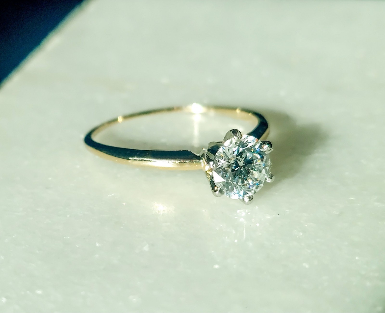 Estate ring 14K Gold Vintage Ring, Size 8 1.03 carat certified diamond.