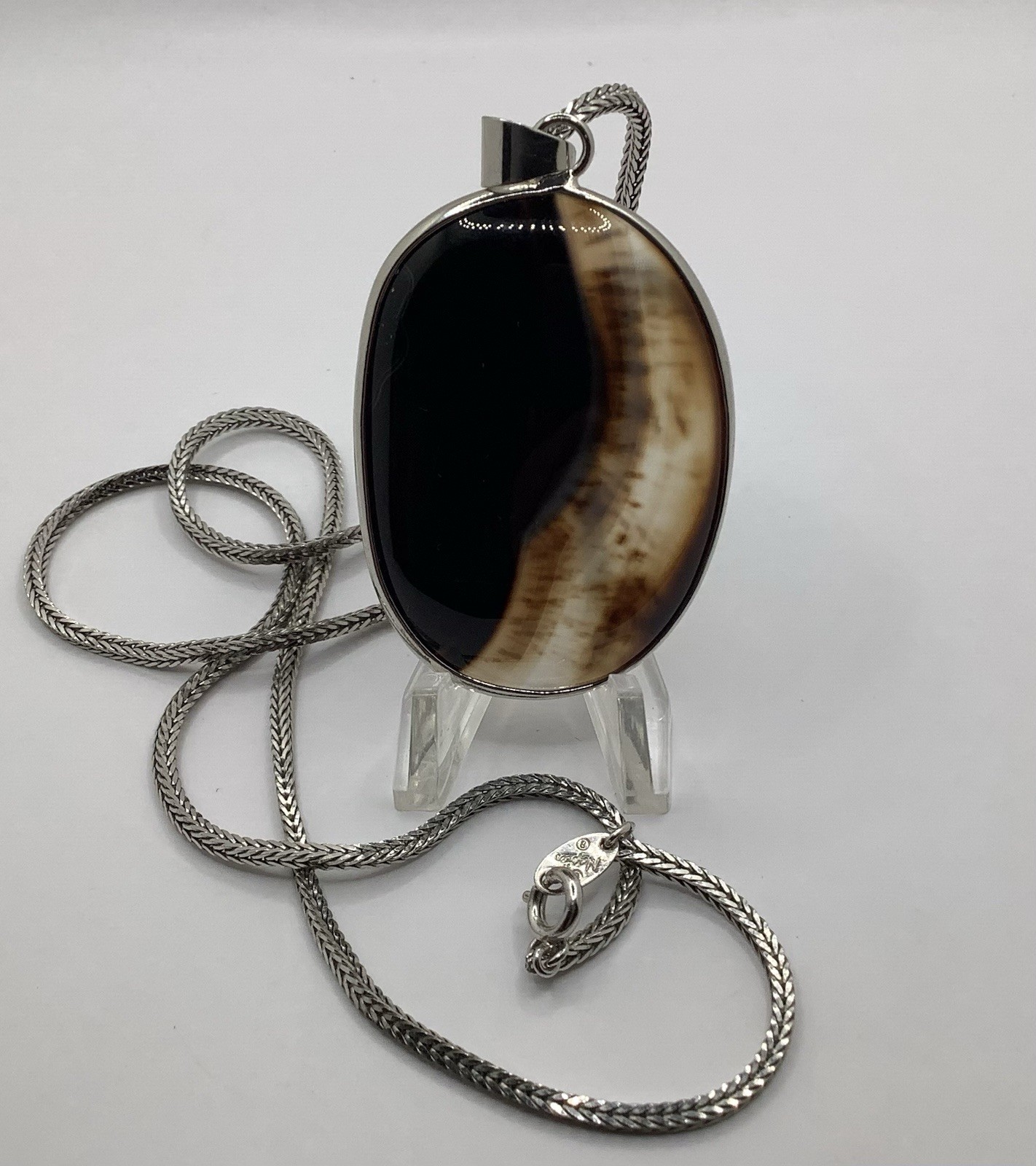 Vintage Signed Napier Silvertone Agate Pendant Square Spiga Wheat Chain Necklace