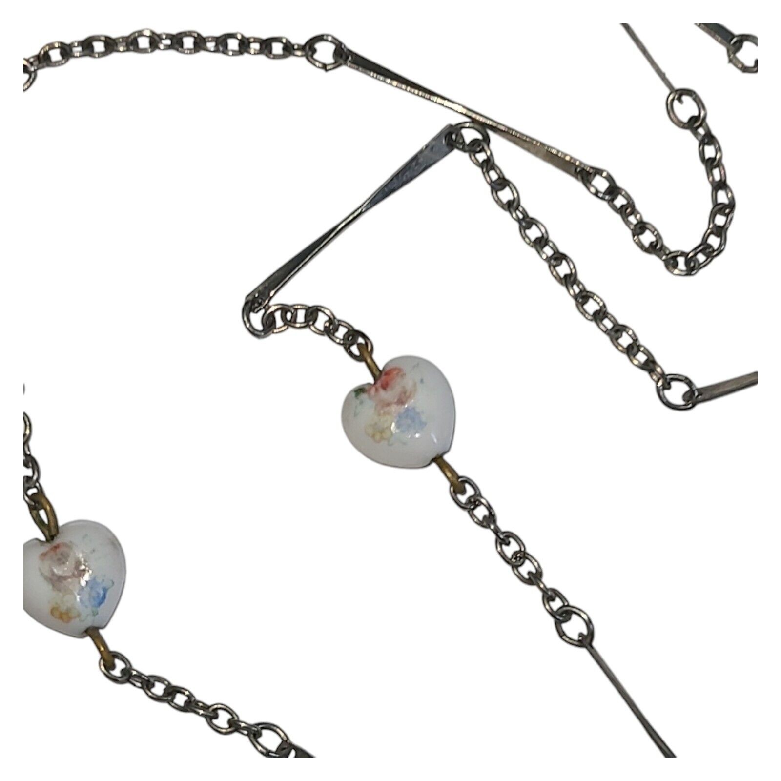 Vintage silver tone Bar Link Chain White Ceramic Hearts Station Necklace 17″