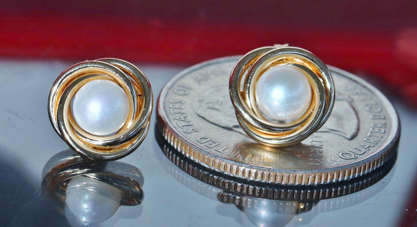 14k yellow gold earrings 5.3mm cultured freshwater pearl swirl stud 1.5gr N3011k