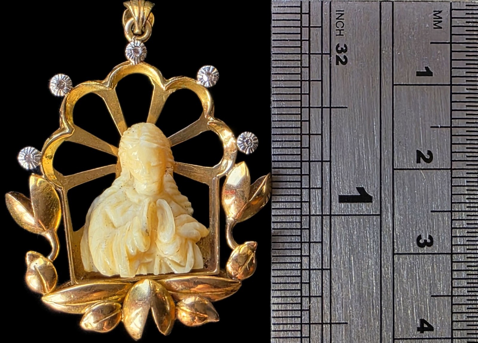 Fine Antique 18K 18CT Art Deco Gold Religious European Virgen Mary Pendant