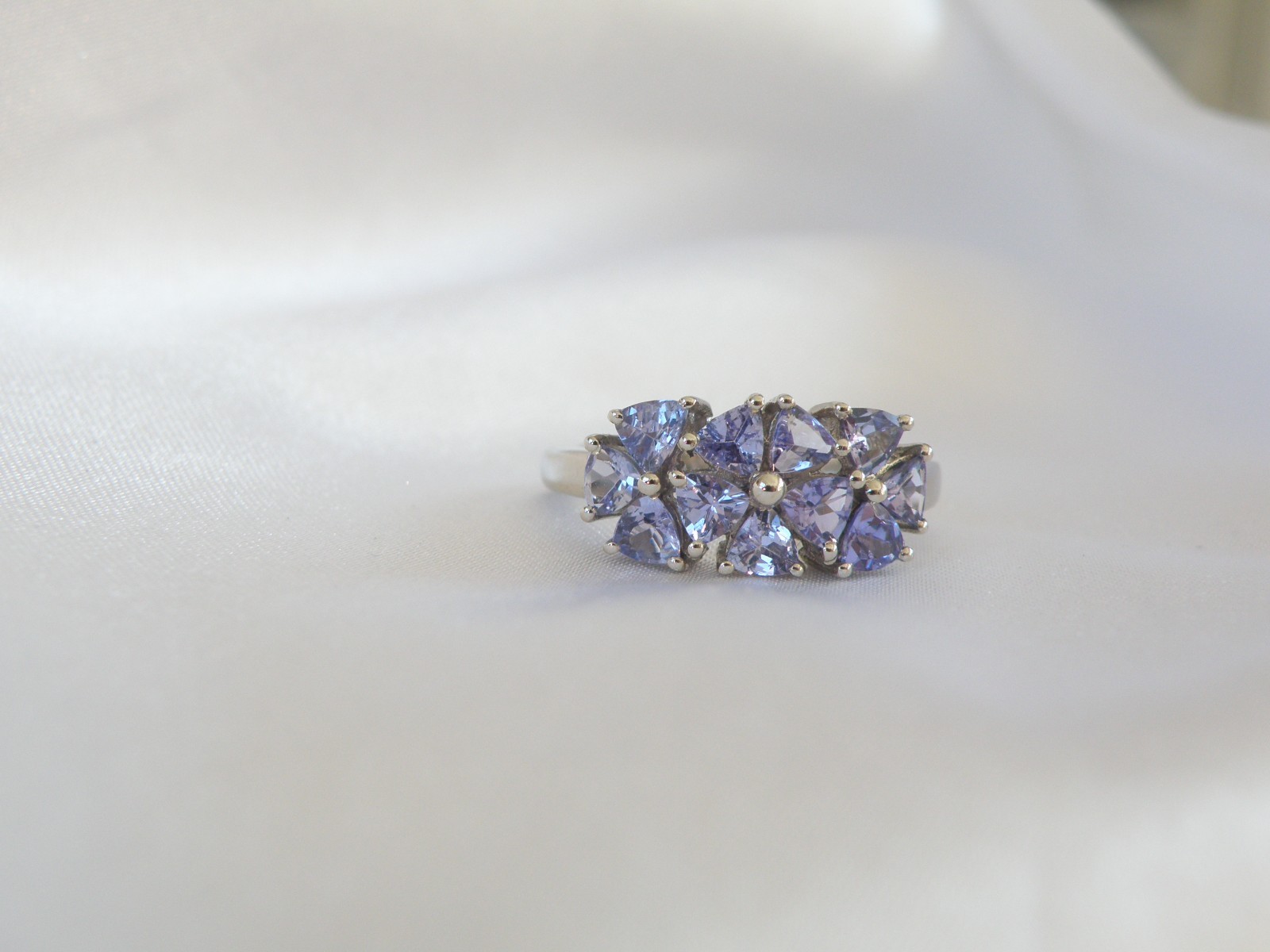 Vintage Sterling Silver 925 Natural Heated Tanzanite Band Ring Size 7