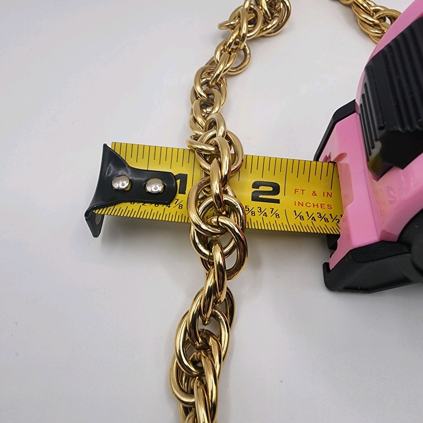 Heavy Duty Gold Tone Chain Necklace Vintage Twist Link 24″ Jewelry Estate Cool