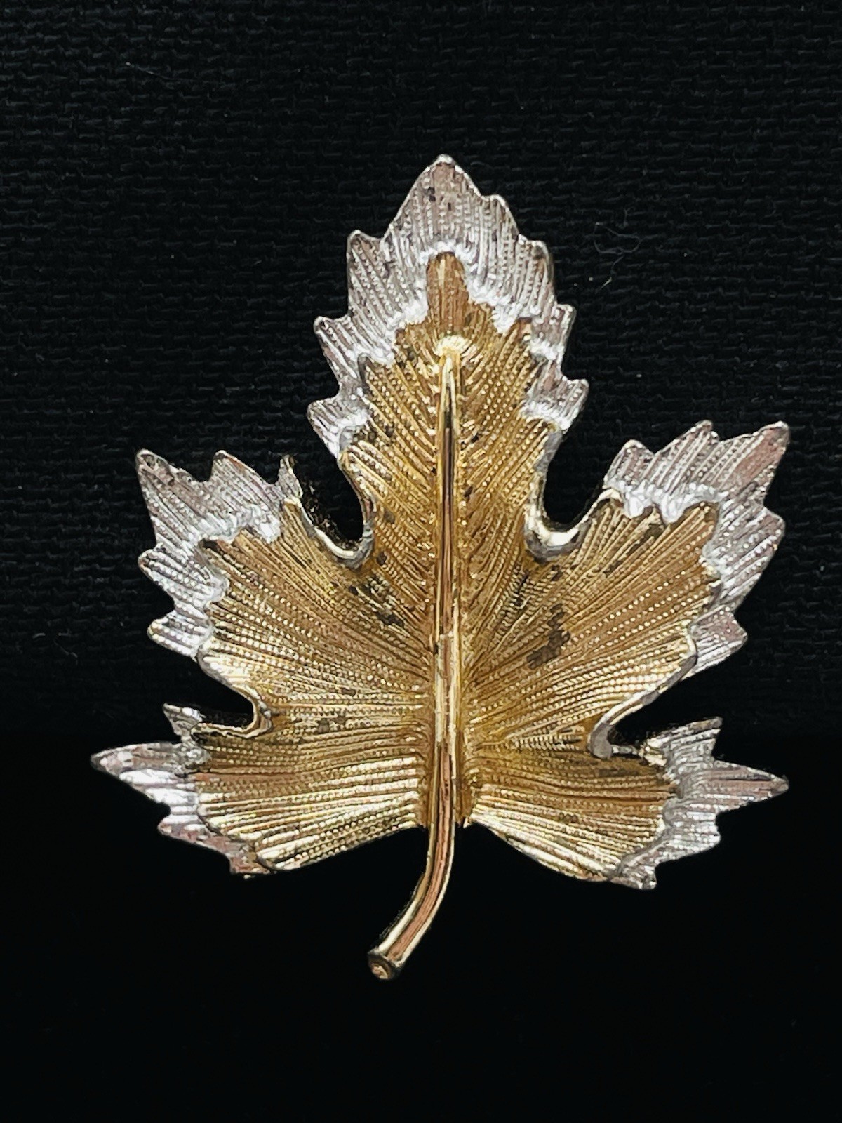 1964 Sarah Coventry “Nature’s Choice” Two Tone Clip On Leaf Earrings