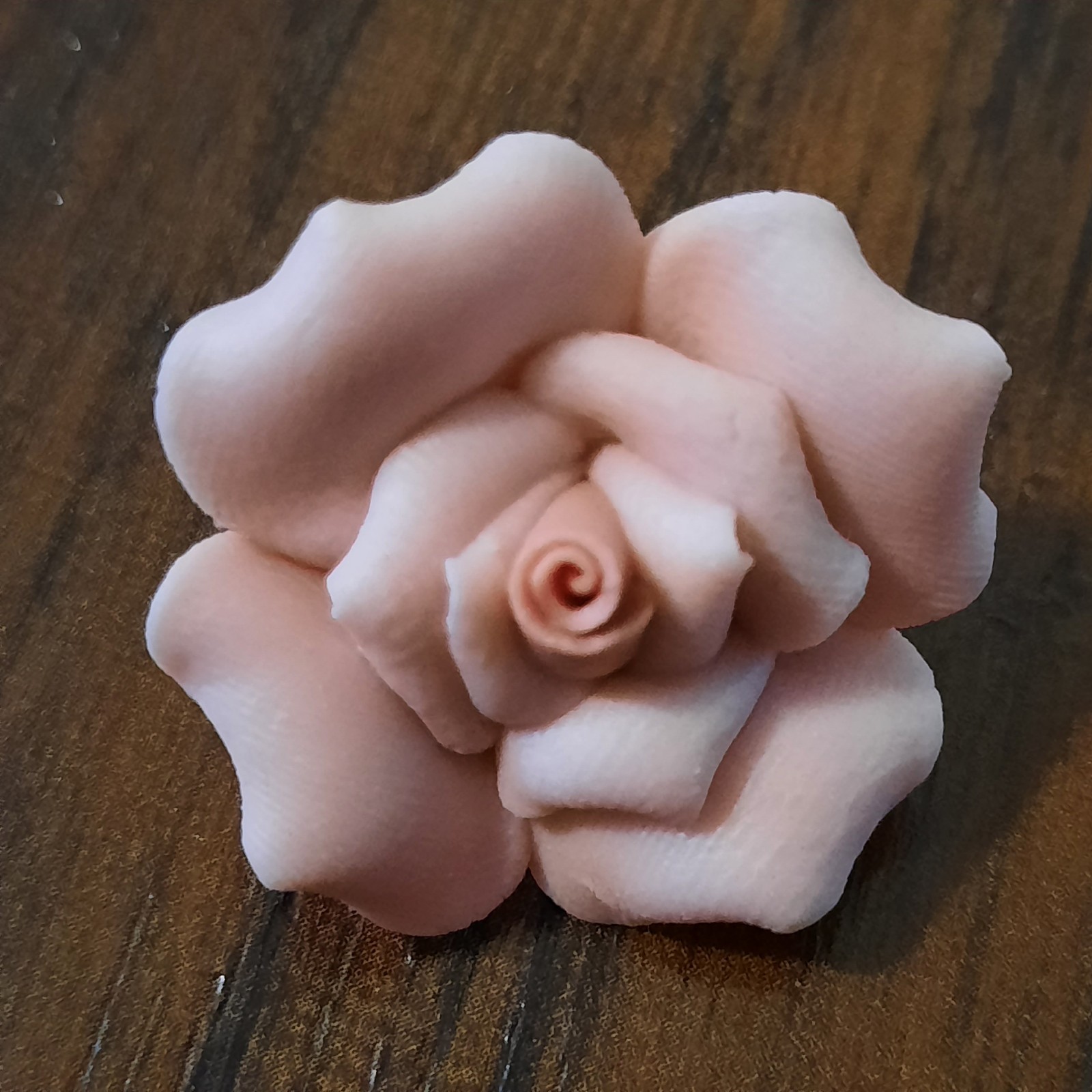 Vintage 1987 Avon Porcelain Pink Petals Pin & Earrings Set~Women’s Jewelry EUC
