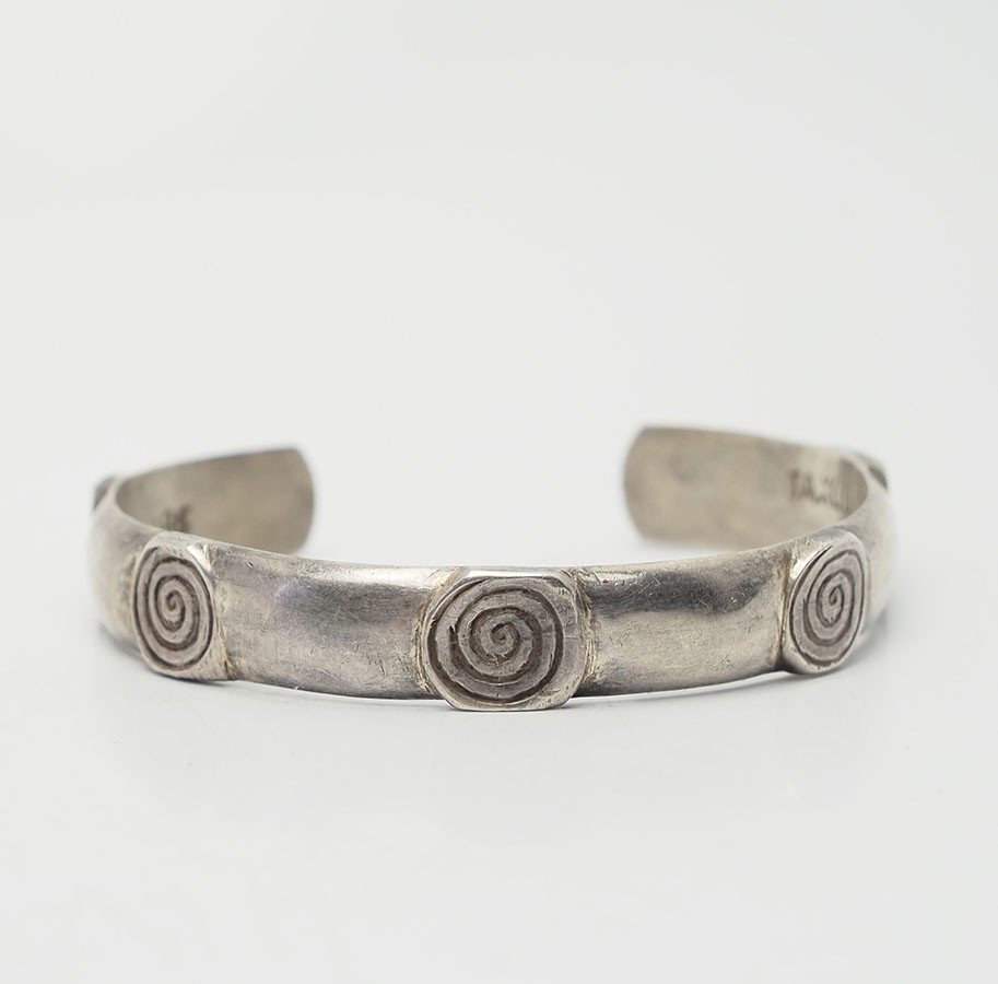 Old vintage mid century modern spiral swirl sterling silver cuff bracelet Taxco