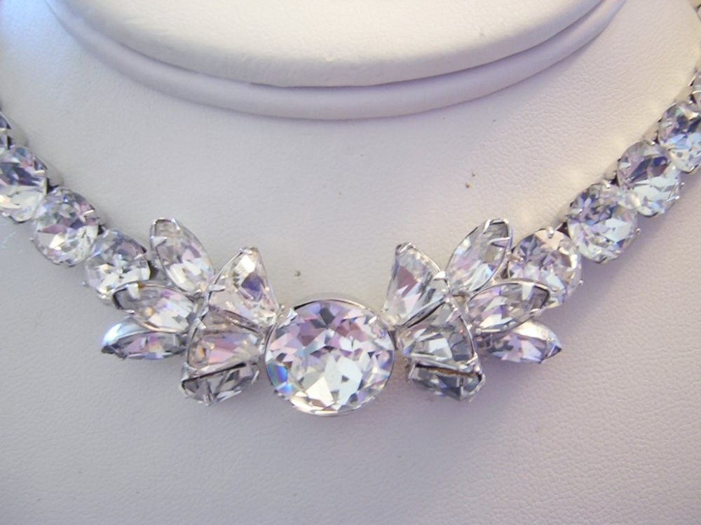 EISENBERG Exquisite HEADLIGHT & TRILLION Rhinestones UNIQUE Design NECKLACE