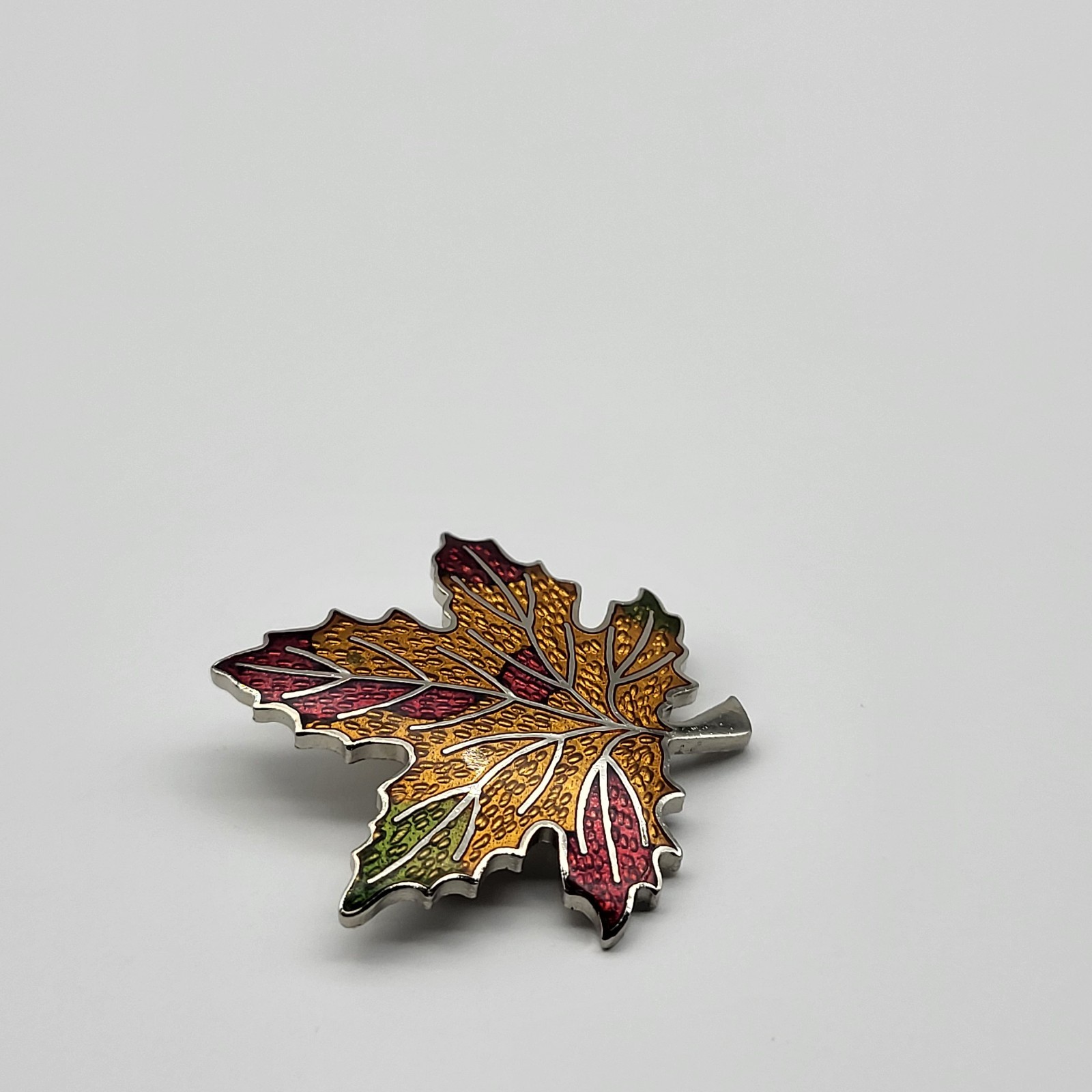 Lovely Vintage Enamel Maple Leaf Fall Colors Brooch Pin Nature Fairy