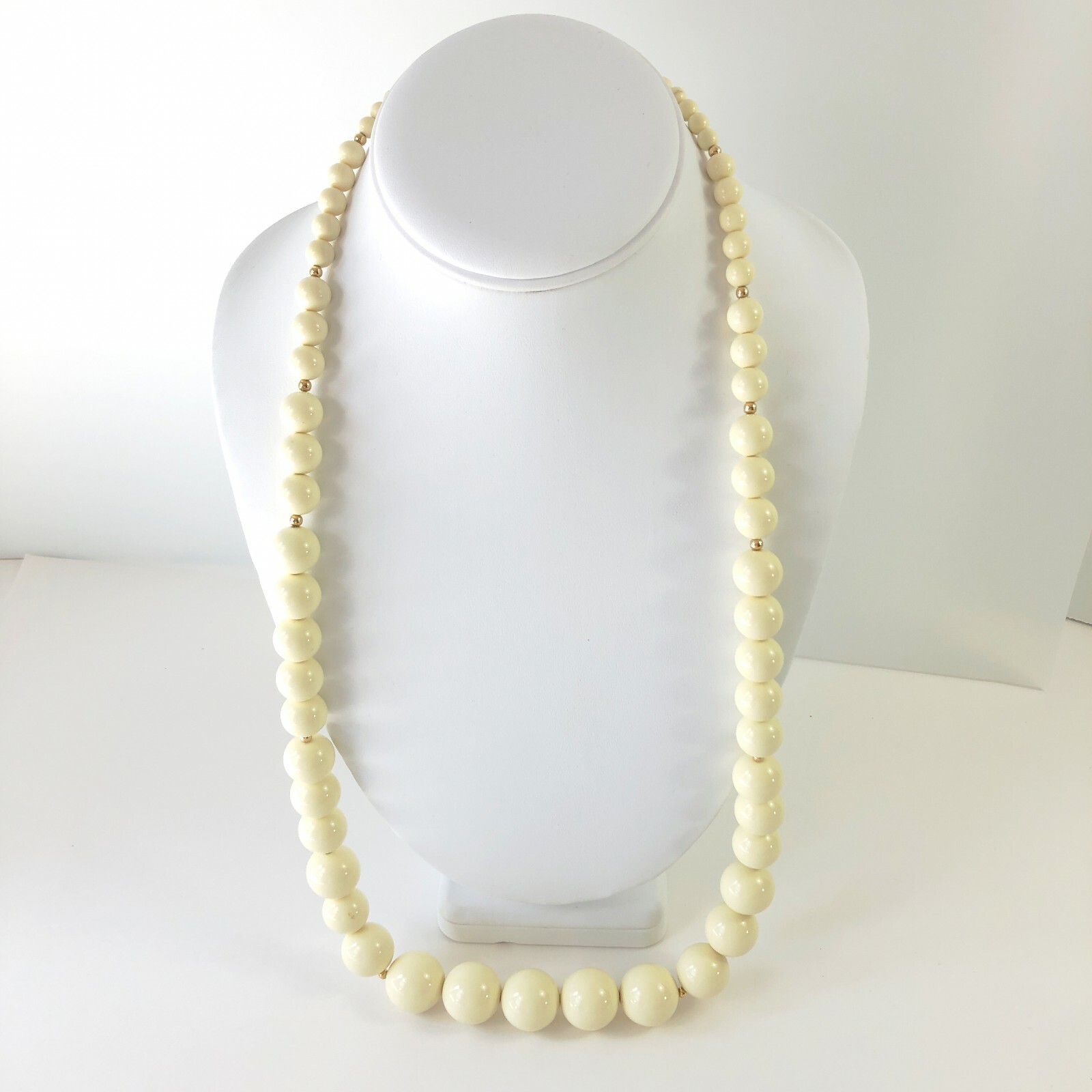 Vintage Monet Signed Graduated Bead Necklace Cream Gold Tone Sister Clasp 31″