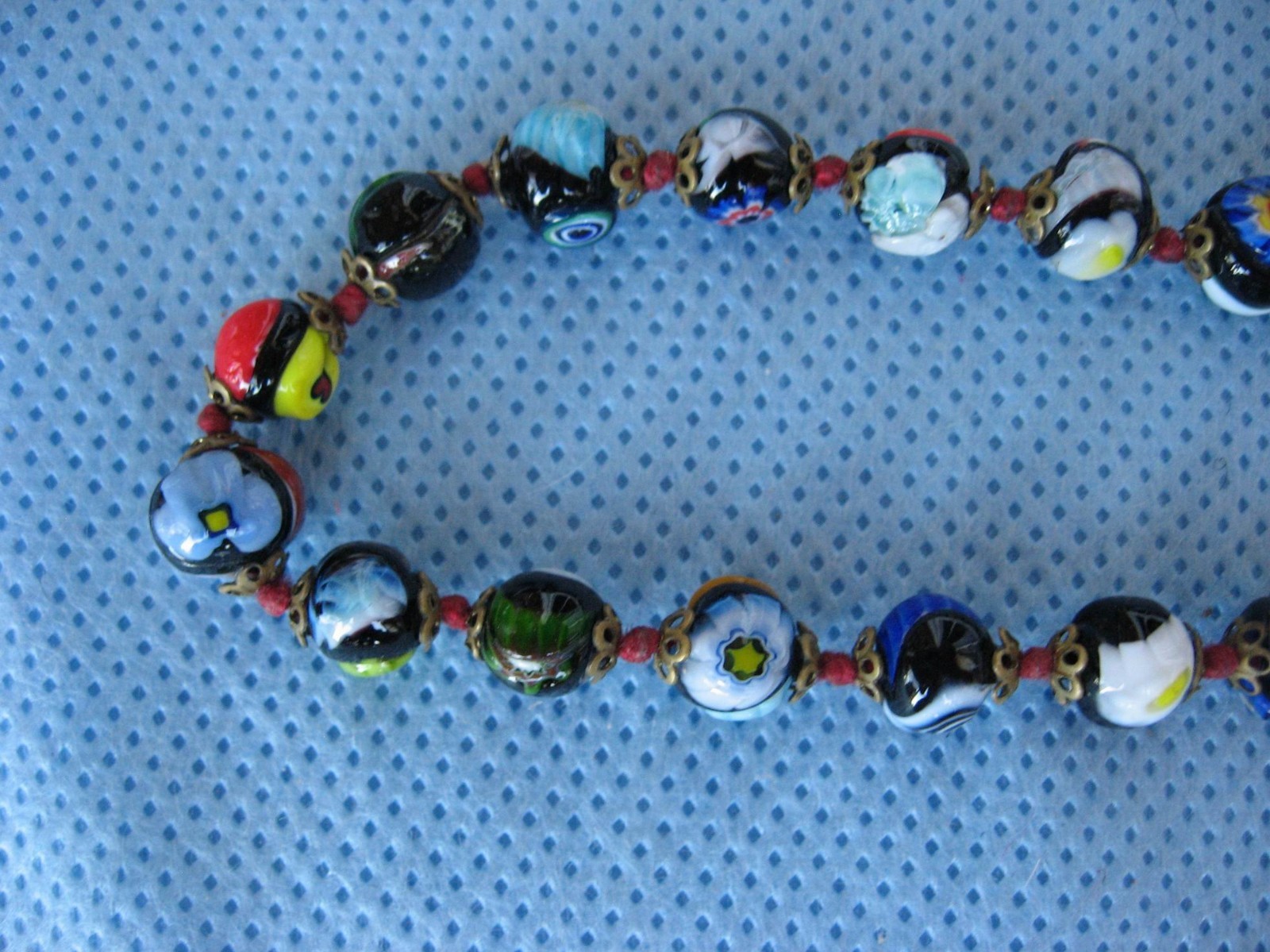 Beautiful Italian Venetian Murano Millefiori 36 Glass Bead Necklace 45 cm