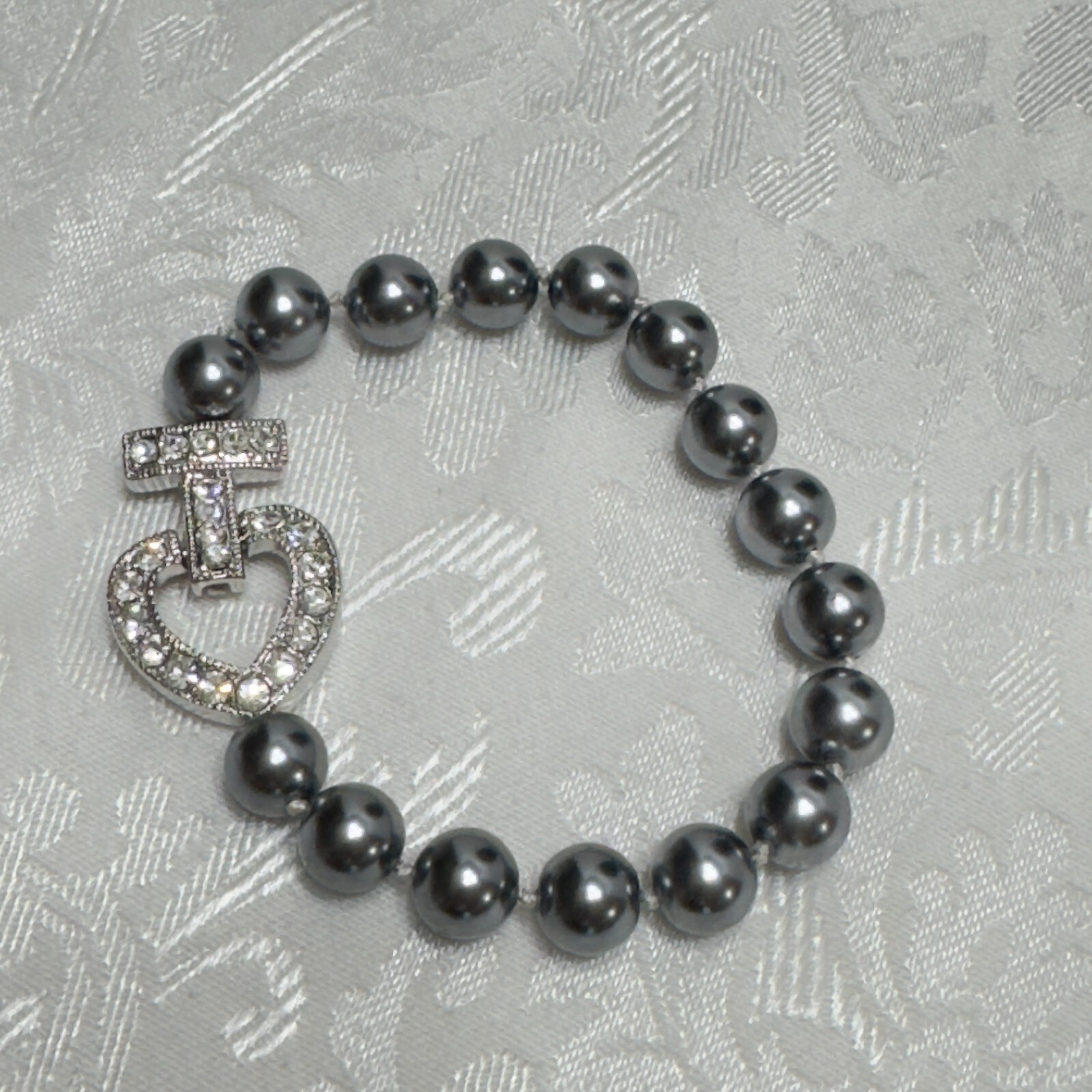 Faux Grey Gray Pearl Necklace And Bracelet Set Heart Lock Clasp Rhinestones