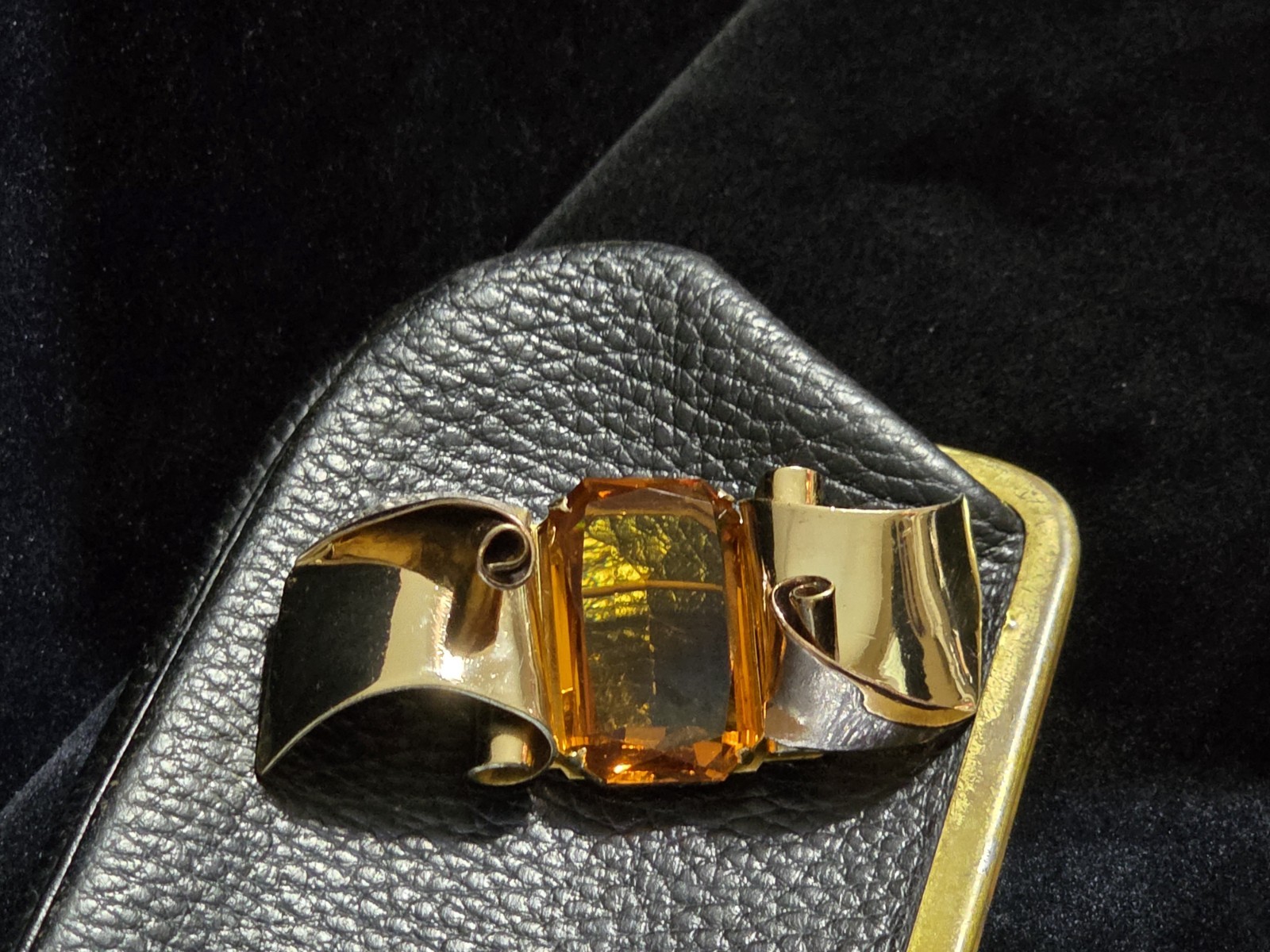 Coro Signed 1942 “Massive Wave” Brooch – Amber Glass – Designed byAdolph Katz