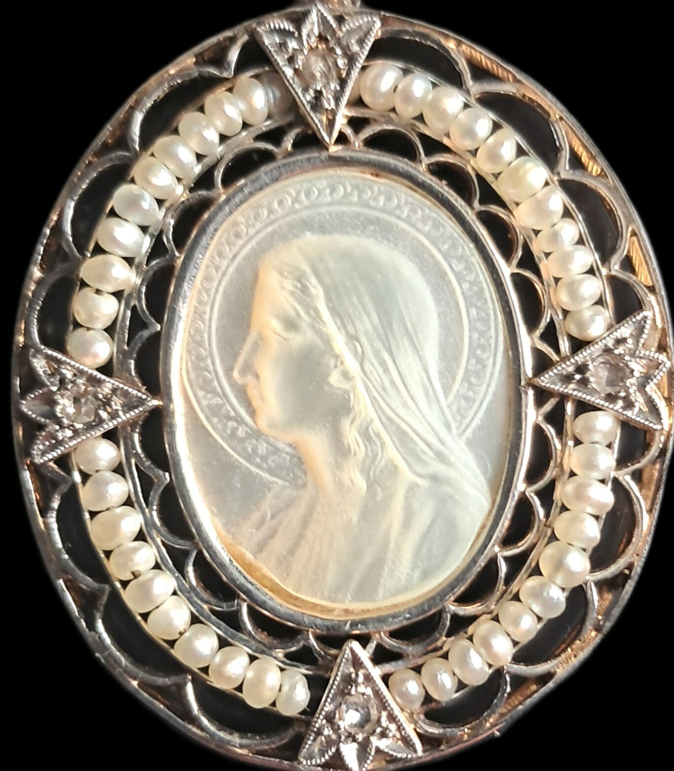 Fine Antique Art Nouveau 18K Gold Mother of Pearl Virgin Mary Pendant Ca 1900