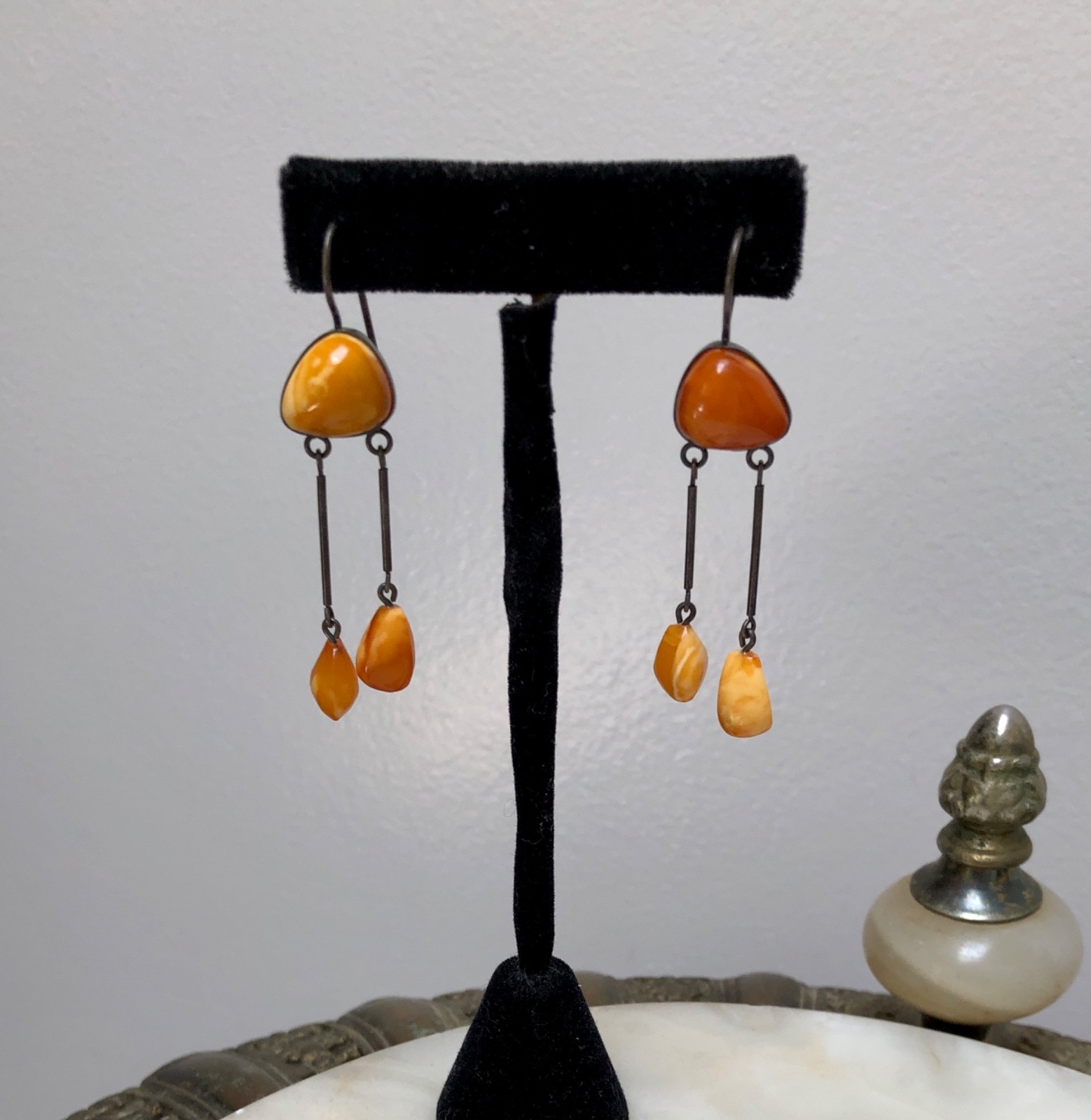 VTG 1960s Natural Honey & Egg Yolk AMBER Dangle DROP PIERCED EARRINGS Buy-It-Now