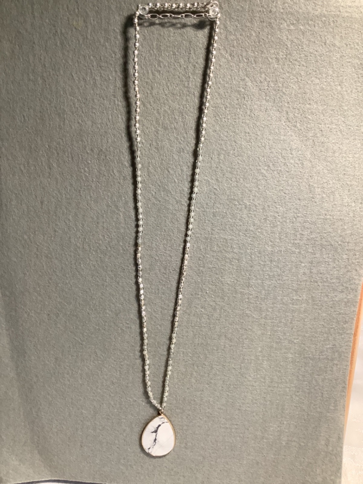 Teardrop white howlite pendant necklace silver tone beads chain necklace 16 1/2”