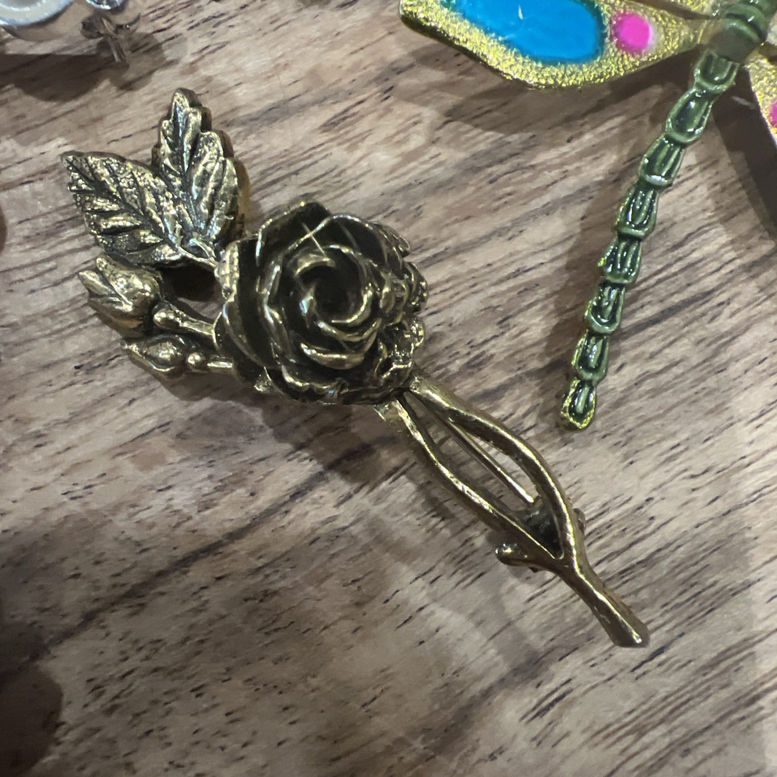 Set Of 12 Brooches Different Styles
