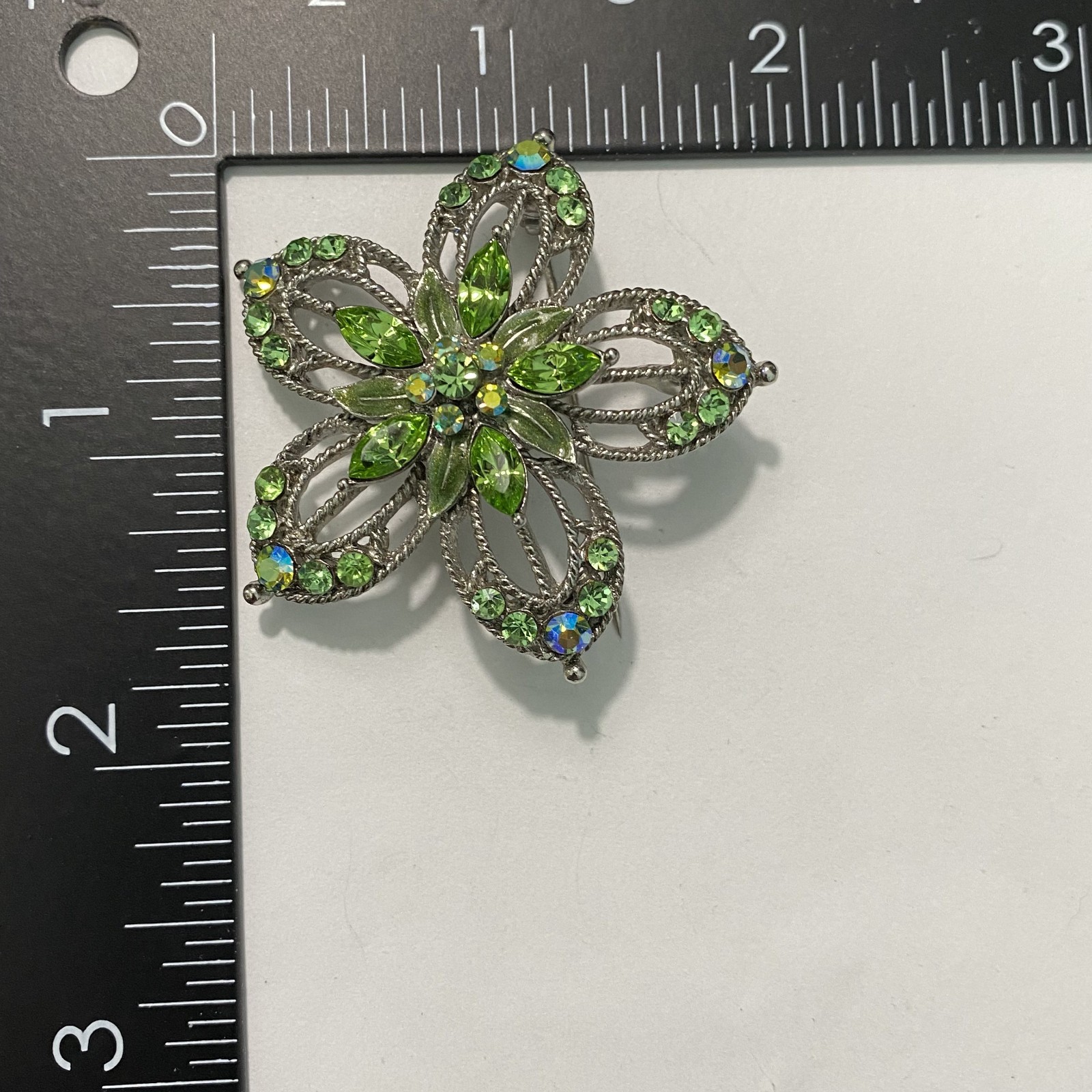 Vintage 1980s Convertible Green Rhinestone Flower Brooch Pendant Silver Tone