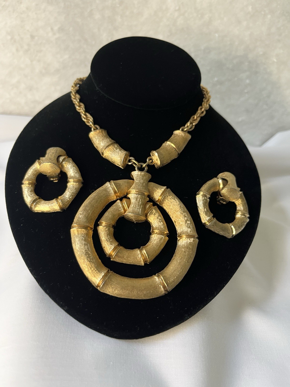Vintage Napier Bamboo Double Hoop Door Knock Brushed Gold Necklace & Earring Set