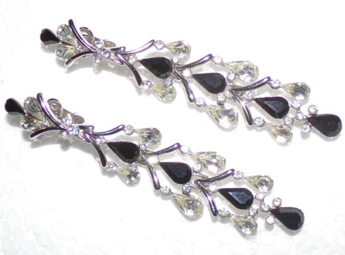 CROWN TRIFARI signed 3 1/2 inch dangle earrings with black stones-OMG!!