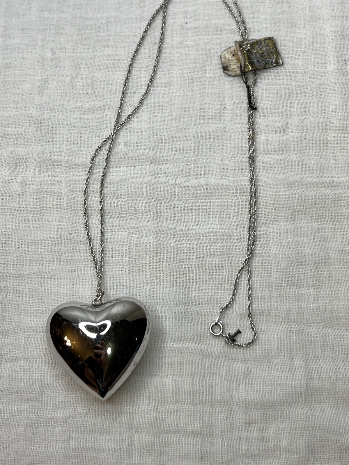 VTG NWT Crown Trifari Puffy Heart Necklace Silver Tone 28” NOS 1978-85