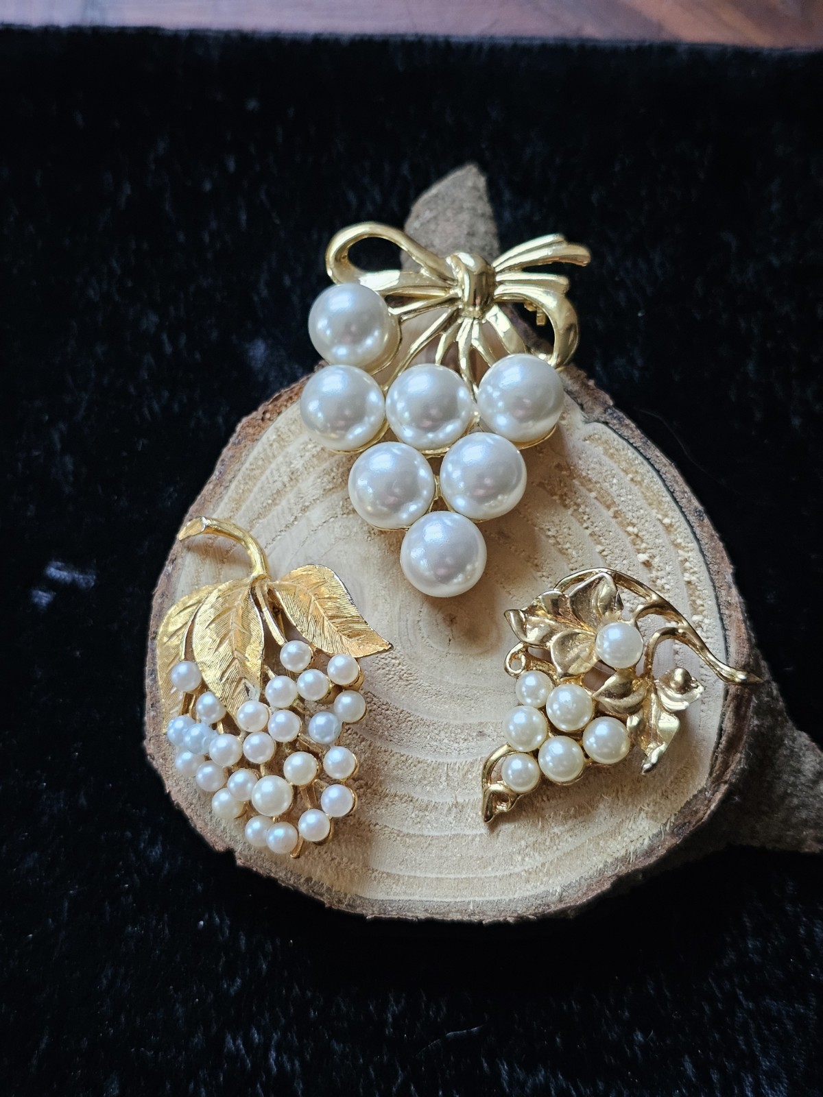 Vtg Lot 3 Brooch Grape Bunch Vine Clusters Imitation Pearl Gold Tone Fruit Pin
