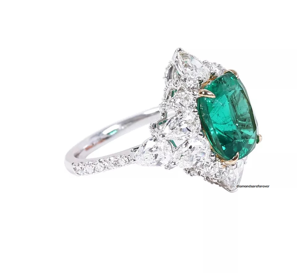 Exquisite Vivid Green 4.77CT Emerald & Lab-Created 5.60CT Diamonds Cluster Ring
