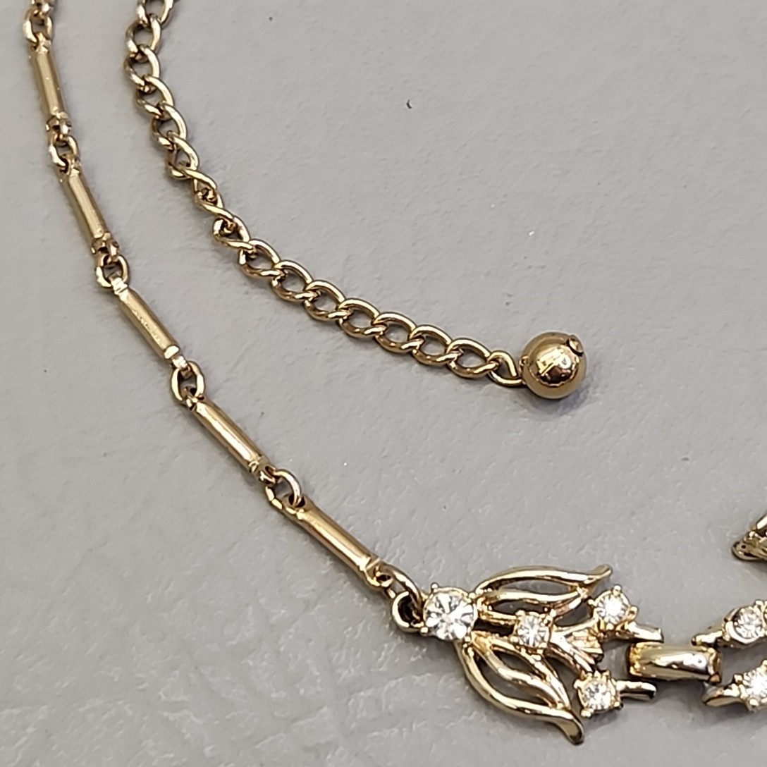Vintage Flower Necklace Clear Rhinestones Gold Tone Bar Link Chain 17″