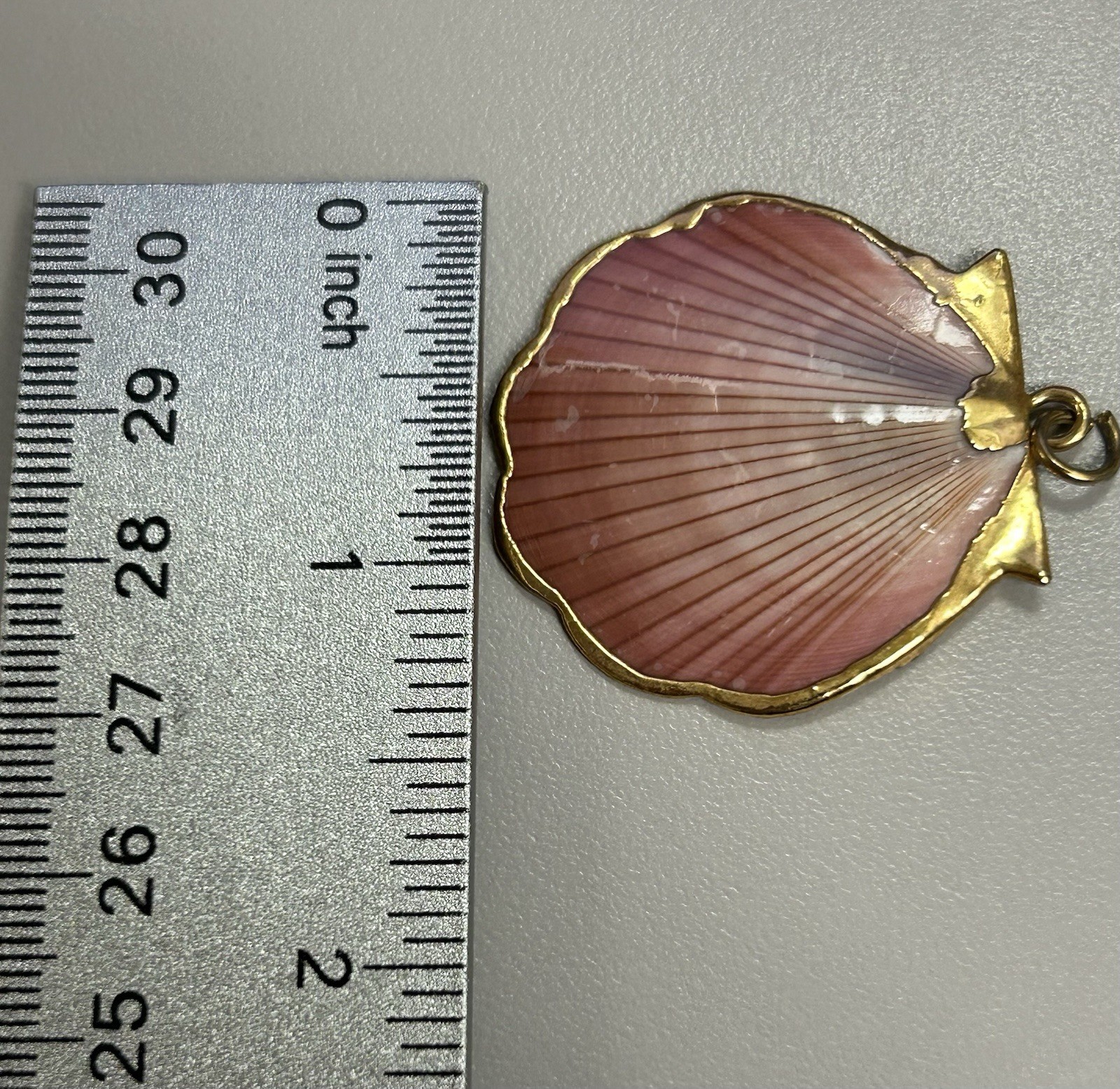Vintage Pink And White Sea Shell Pendant Yellow Gold Rim