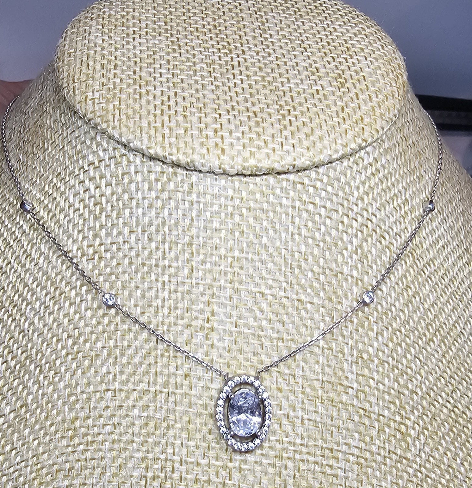 925 Sterling Silver Turkey Oval Halo CZ Necklace Station Chain Dainty Pendant