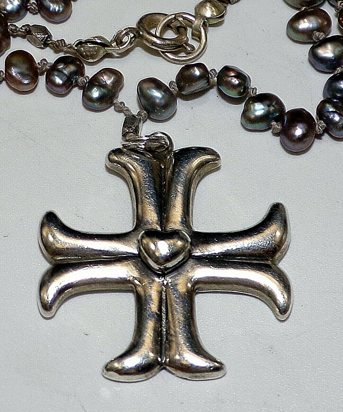 DIAN MALOUF STERLING SILVER MALTESE CROSS & HEART OPALESCENT GRAY PEARL NECKLACE