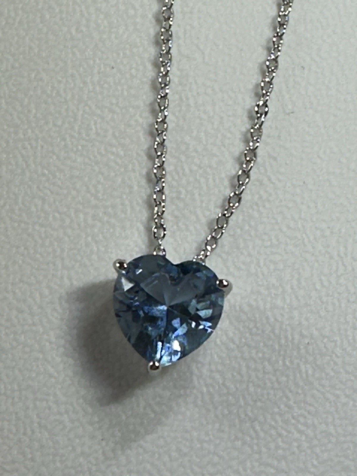 New Without Tags 10k White Gold Plated Blue CZ Heart Pendant Necklace 15-17”