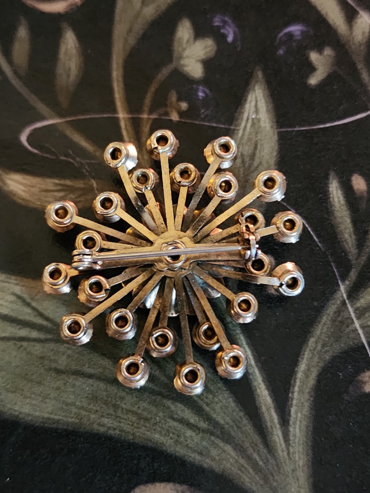 Vintage MCM Purple Rhinestone Floral Cluster Starburst Brooch