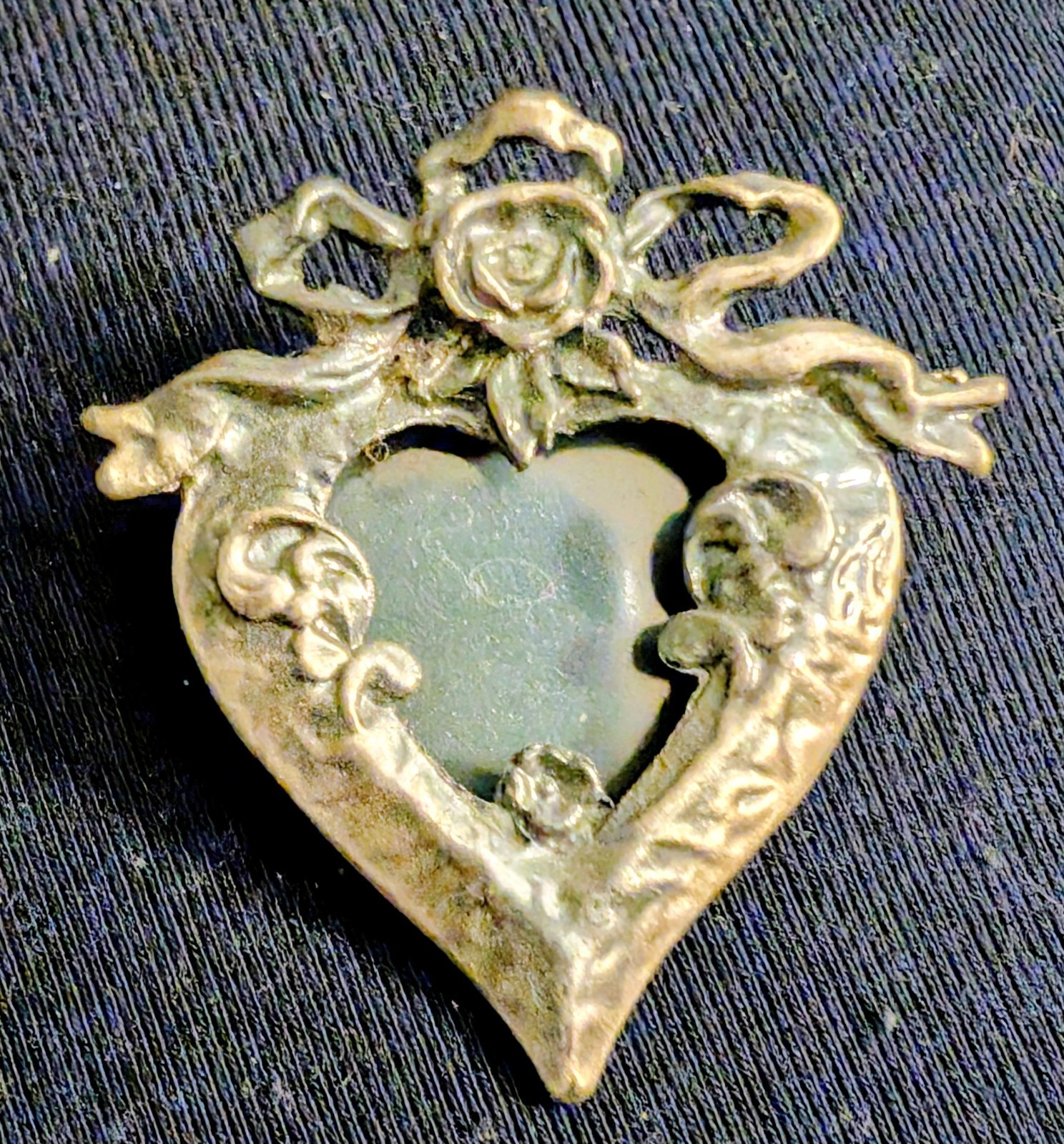 Victorian Heart Photo Brooch Vintage Romantic Rose Ribbon Silver Tone Memory Pin