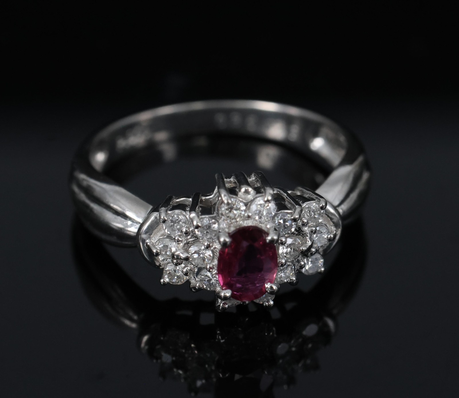 Vintage 0.35ct Natural Untreated Ruby & 0.23ct Diamond Platinum Ring Size 4.75