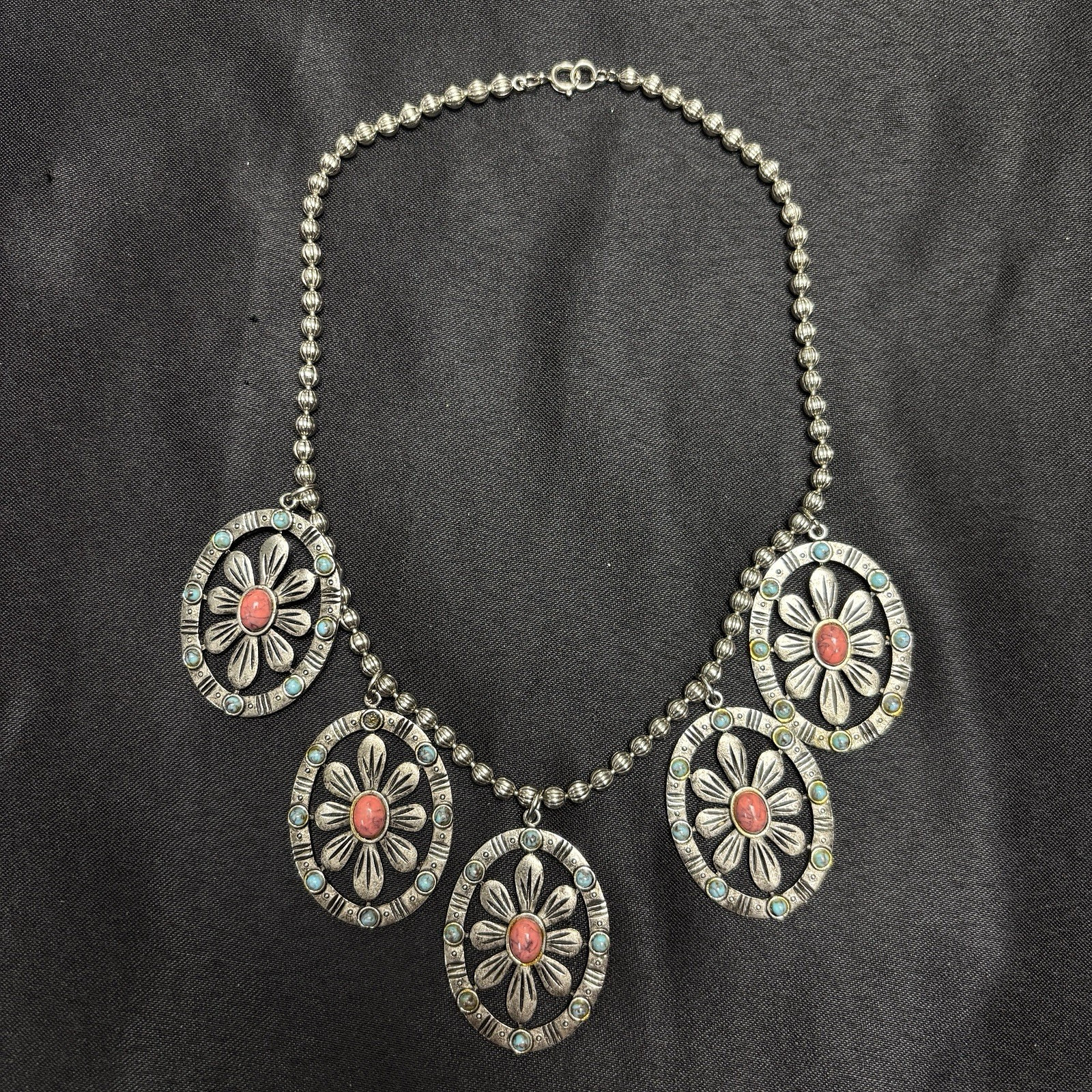 Vintage Necklace Native Southwestern Western Style Daisy Flowers