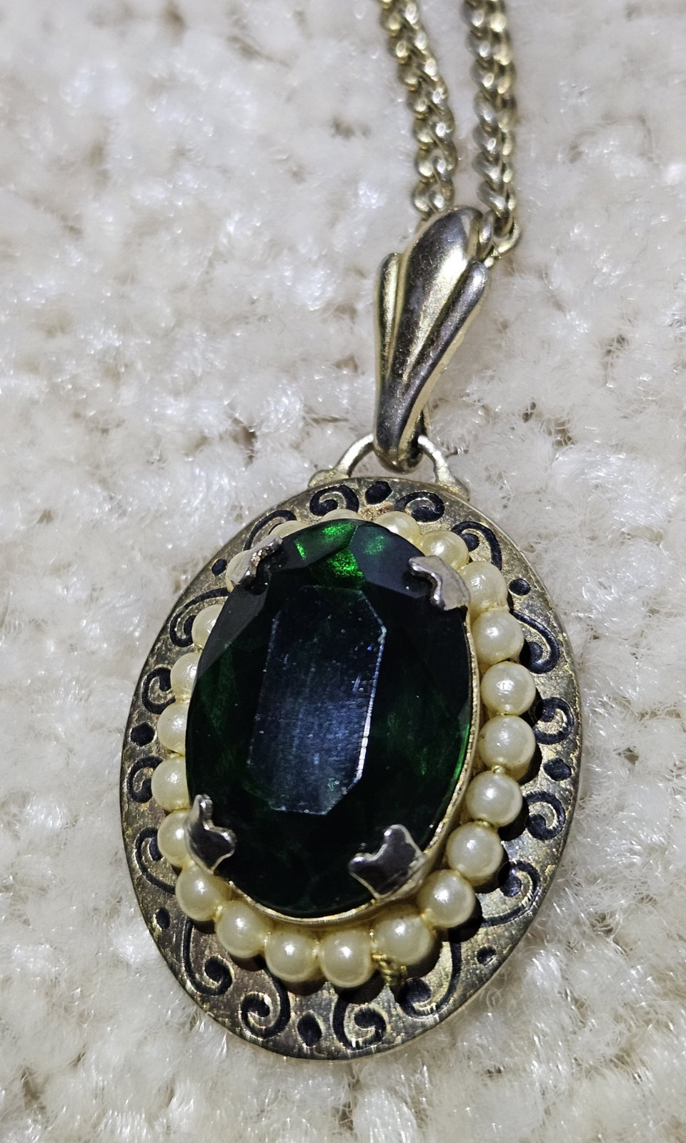 Vintage Emerald Pendant with Pearl Accents On Decorative Gold Tone