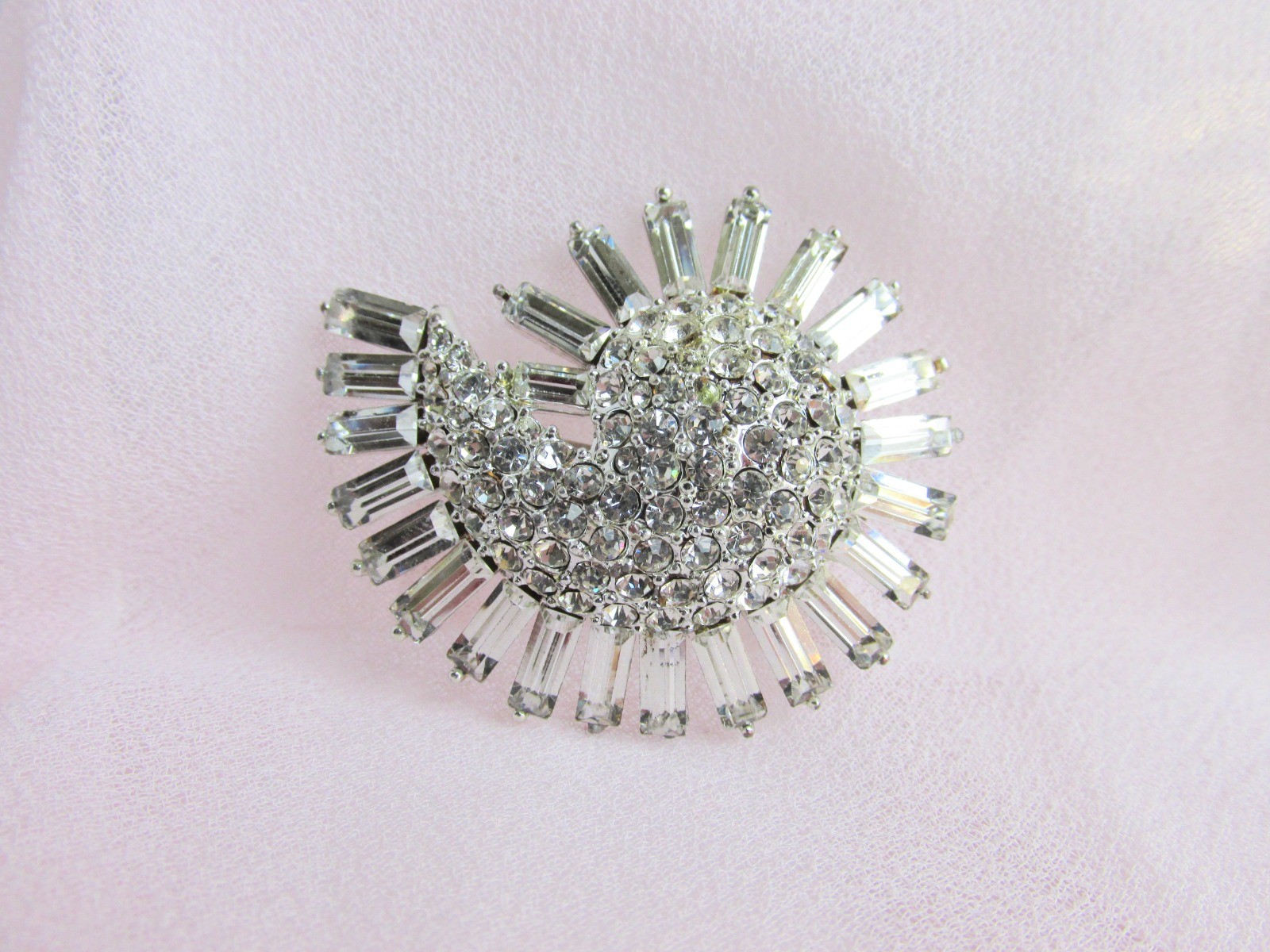 Vintage Elegant Clear Baguettes Rhinestone Pin Silver Plate Curled Fan Shape